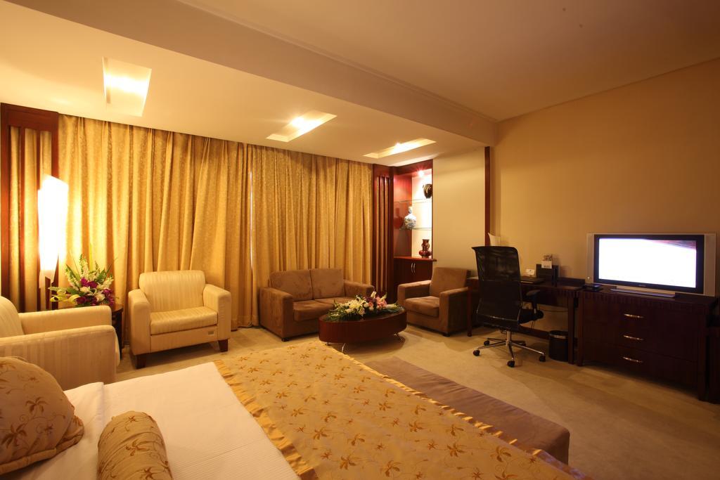 Beijing Wuhuan Hotel Zimmer foto